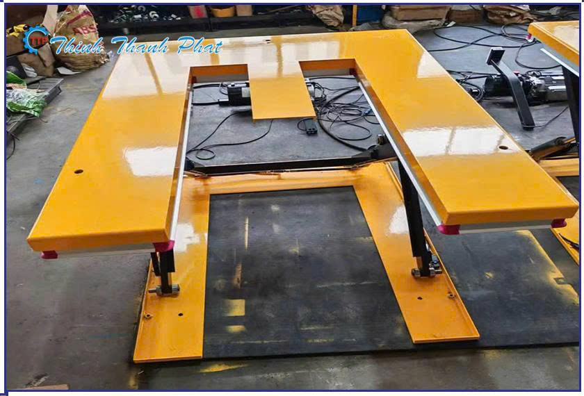 ban-nang-pallet-chu-e