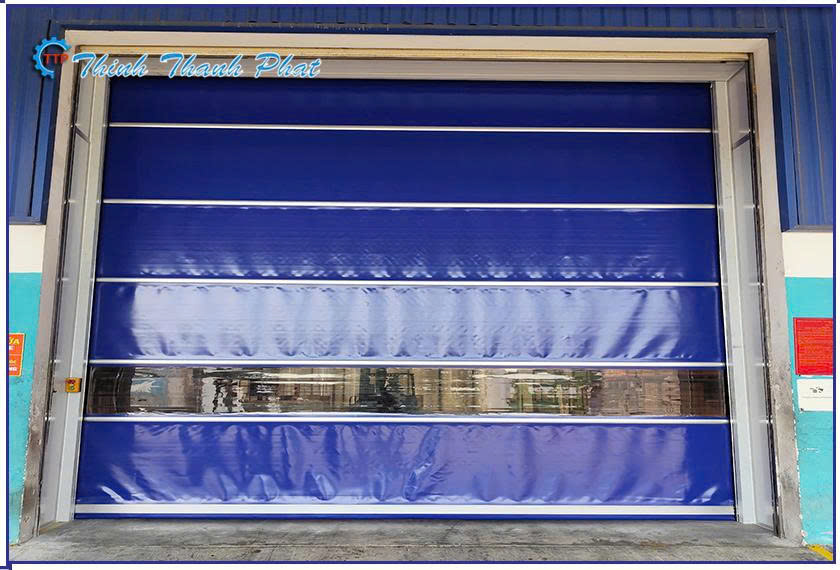 cua-cuon-toc-do-do-cao-PVC