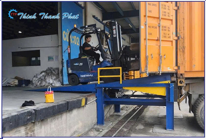 san-nang-thuy-luc-noi