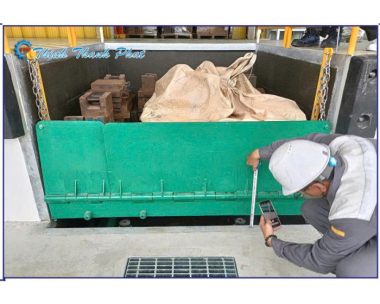 BÀN NÂNG CỬA XUẤT NHẬP HÀNG DẠNG CẮT KÉO