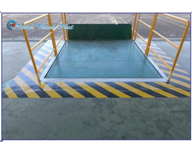 BÀN NÂNG CỬA XUẤT NHẬP HÀNG DẠNG CẮT KÉO