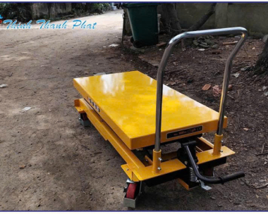 BÀN NÂNG ĐIỆN DI CHUYỂN 500KG NÂNG CAO 1.5M