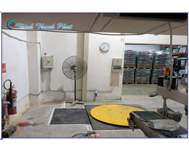 BÀN NÂNG THỦY LỰC XOAY DÙNG ĐIỆN