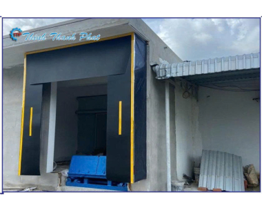 BẠT CHE ĐUÔI XE CONTAINER NGĂN CÔN TRÙNG