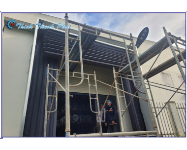 BỘ TRÙM TÚI KHÍ ĐUÔI CONTAINER 