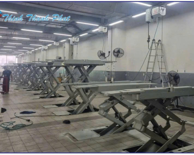 CẦU NÂNG GẦM BỤNG XE Ô TÔ 3.5 TẤN ÂM NỀN