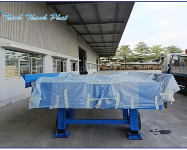 CẦU XE NÂNG CONTAINER