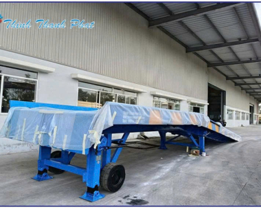 CẦU XE NÂNG CONTAINER
