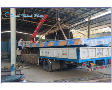 CẦU XE NÂNG LÊN CONTAINER