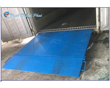 CẦU XE NÂNG LOẠI NHỎ 