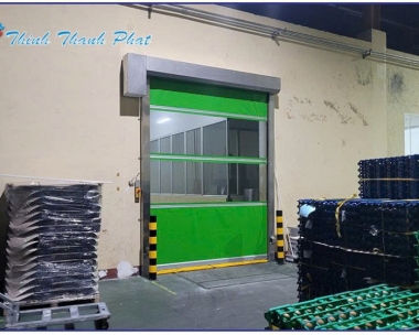 CỬA CUỐN NHANH VỚI NGUYÊN LIỆU CHẤT LƯỢNG