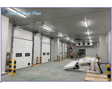 CỬA CUỐN TRƯỢT TRẦN CÁCH NHIỆT TRONG DOANH NGHIỆP SẢN XUẤT - MEKONG DOOR 