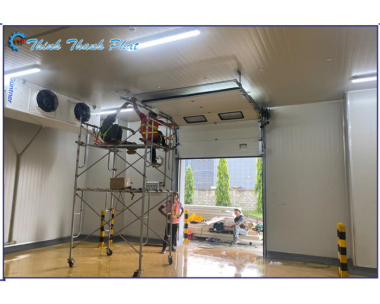 CỬA CUỐN TRƯỢT TRẦN CÔNG NGHIỆP (OVERHEAD DOOR)