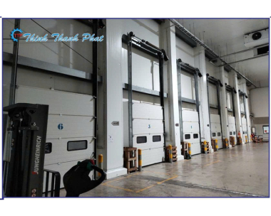 CỬA CUỐN TRƯỢT TRẦN (SECTIONAL OVERHEAD DOOR) - MEKONG DOOR