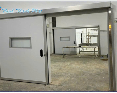 CỬA LÙA PANEL: GIẢI PHÁP CÁCH NHIỆT CHO KHO LẠNH