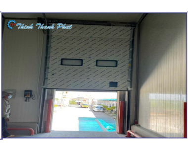 CỬA PANEL TRƯỢT TRẦN 