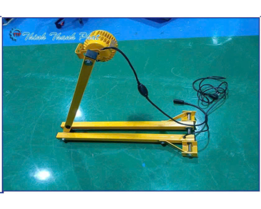 ĐÈN CHIẾU CONTAINER TAY ĐÒN ĐƠN