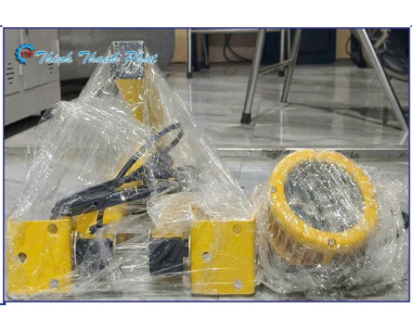 ĐÈN CHIẾU CONTAINER TAY ĐÒN ĐƠN