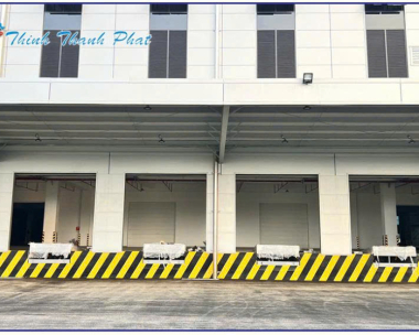 SÀN NÂNG THỦY LỰC ĐÓNG RÚT HÀNG XUẤT NHẬP KHẨU