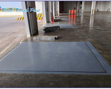 SÀN NÂNG THỦY LỰC ĐÓNG RÚT HÀNG XUẤT NHẬP KHẨU