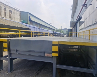 SÀN THAO TÁC (PLATFORM) KẾT HỢP VỚI SÀN NÂNG THỦY LỰC (HYDRAULIC DOCK LEVELER)