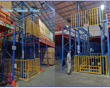 THANG NÂNG HẠ THỦY LỰC 4 TRỤ TẢI TRỌNG LỚN