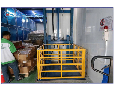 THANG NÂNG THỦY LỰC 250KG 