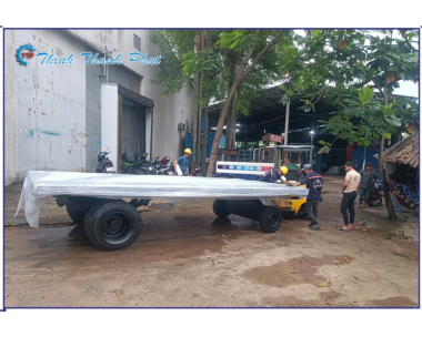 XE KÉO HÀNG NỘI BỘ TRONG KHO XƯỞNG