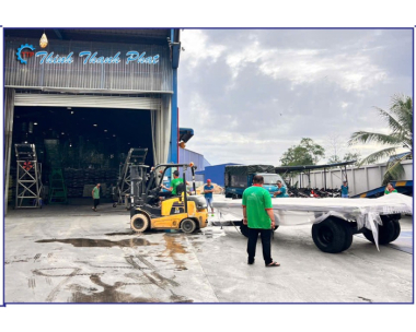 XE KÉO NỘI BỘ CÓ TẢI TRỌNG 10 TẤN